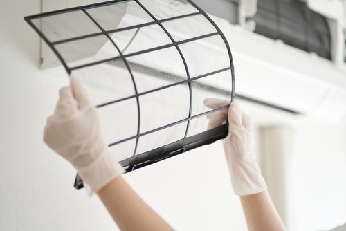How to Properly Clean Your Aircon Filter
