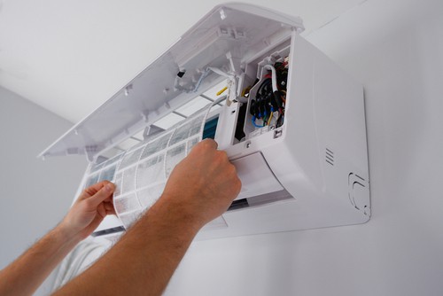 Aircon Servicing Responsibilities for Landlords and Tenants in Singapore